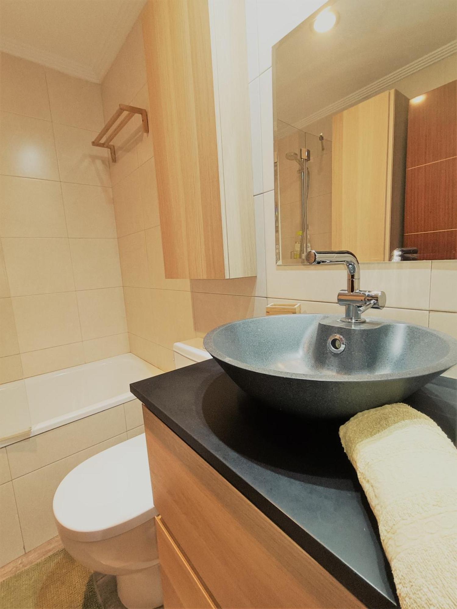 Bec, Hospital Cruces, Parking Gratis, Wifi, Aa, A 15 Min De Bilbao Apartman Barakaldo Kültér fotó